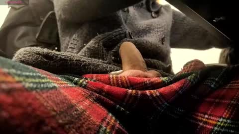 Snapshot of mattinetor chatting on December 2024 01:39:02 AM mattinetor online show from December 2024 01:39:02 AM