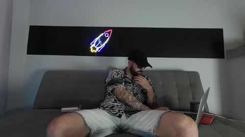 Snapshot of mattxfeet chatting on February 2025 02:59:01 AM Matt online show from February 2025 02:59:01 AM