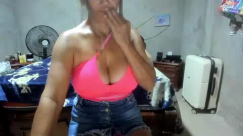 Snapshot of mature_bigboobs__ chatting on June 2026 04:12:02 PM mature_bigboobs__ online show from June 2026 04:12:02 PM