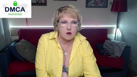 Snapshot of mature_blonde7 chatting on February 2026 05:53:02 PM Lana online show from February 2026 05:53:02 PM
