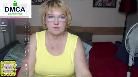 Snapshot of mature_blonde7 chatting on June 2026 05:21:02 AM Lana online show from June 2026 05:21:02 AM