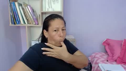 Martina online show from November 2025 09:39:01 PM