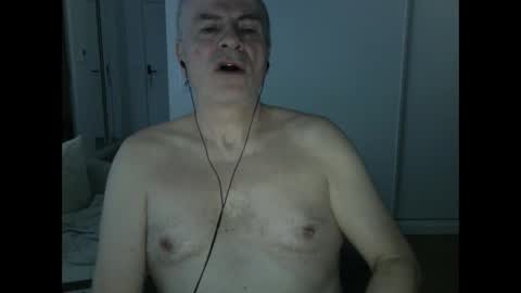 Snapshot of maturehotman chatting on March 2025 07:03:01 AM maturehotman online show from March 2025 07:03:01 AM