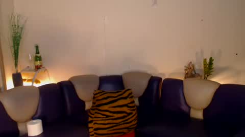 maturity_mommy_intown online show from November 2025 06:46:02 AM