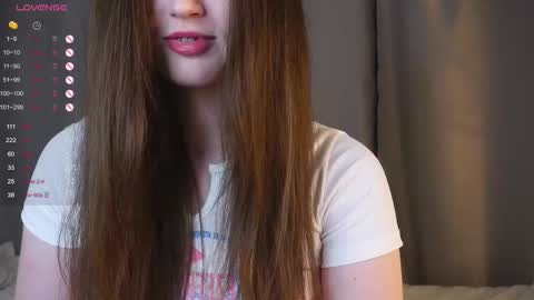 Snapshot of maudhaskell chatting on February 2025 03:39:02 PM Lily online show from February 2025 03:39:02 PM