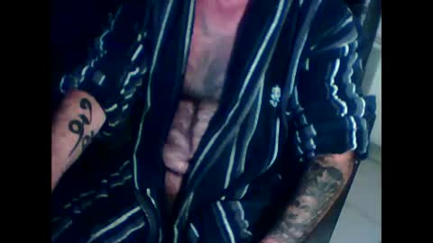 mauni1964 online show from November 2025 01:00:02 PM