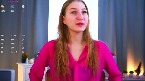 maureencoombs online show from April 2026 05:23:01 AM