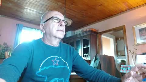 Maurice online show from December 2024 01:55:01 PM