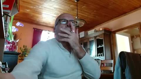 Maurice online show from January 2025 03:50:01 PM