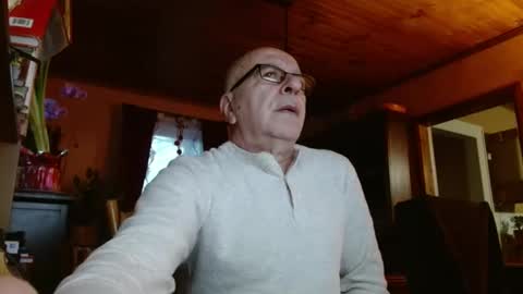 Maurice online show from January 2025 12:07:02 PM