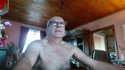 Maurice online show from January 2025 01:30:02 PM