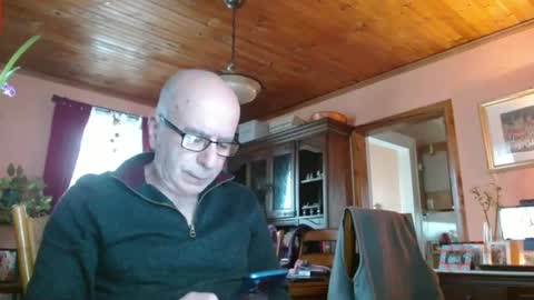 Maurice online show from February 2025 03:20:02 PM