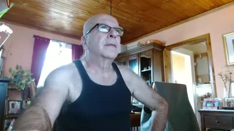 Maurice online show from February 2025 03:09:01 PM