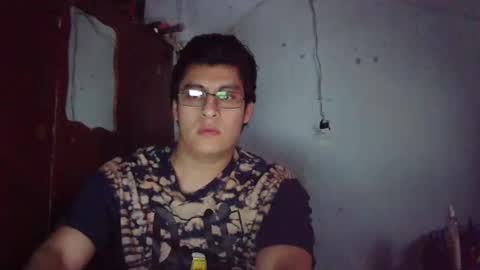 Snapshot of maurodirty chatting on January 2025 11:53:02 PM Mauro online show from January 2025 11:53:02 PM