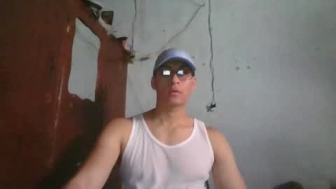 Snapshot of maurodirty chatting on November 2025 09:06:02 PM Mauro online show from November 2025 09:06:02 PM