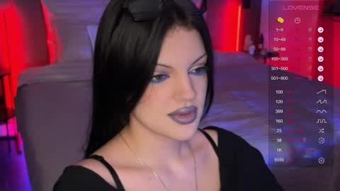 Snapshot of mavis_crystal chatting on November 2025 07:29:01 PM Mavis online show from November 2025 07:29:01 PM