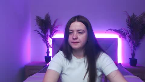 Snapshot of mavkacute chatting on November 2025 07:34:02 PM MavkaCute online show from November 2025 07:34:02 PM