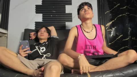 Max online show from April 2026 07:07:02 PM