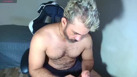 max_love25 online show from January 2026 02:00:01 PM