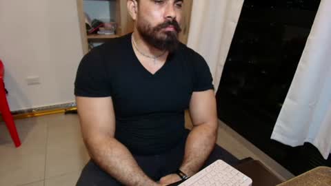 Snapshot of max_love25 chatting on July 2026 02:39:01 AM max_love25 online show from July 2026 02:39:01 AM