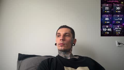    online show from February 2025 01:32:01 PM