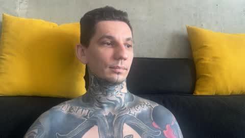    online show from December 2025 05:57:01 AM