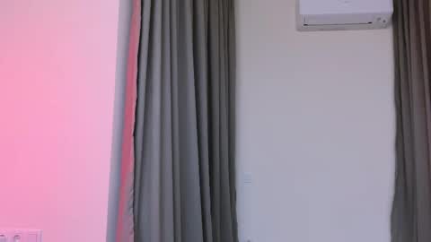 Snapshot of max_shy chatting on February 2025 08:20:02 PM Max online show from February 2025 08:20:02 PM