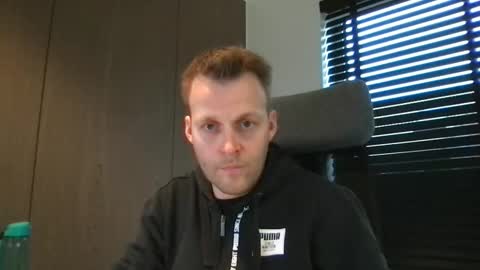 Snapshot of max_straight_1 chatting on February 2025 08:50:01 AM Max take off clothes online show from February 2025 08:50:01 AM