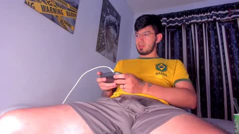 Snapshot of max_val chatting on February 2025 11:31:01 AM Max online show from February 2025 11:31:01 AM