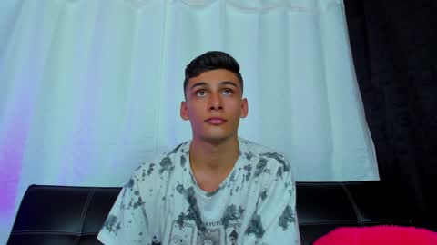 MAX     online show from January 2025 10:50:02 AM