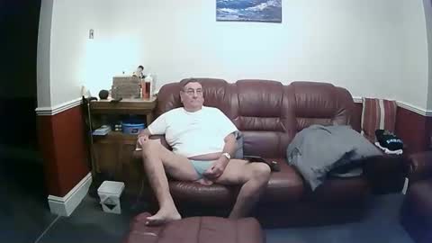 Snapshot of maxi_johnes chatting on October 2025 10:53:02 PM MAX online show from October 2025 10:53:02 PM