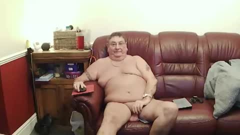 MAX online show from March 2026 10:11:01 PM