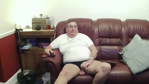 MAX online show from April 2026 11:41:01 PM