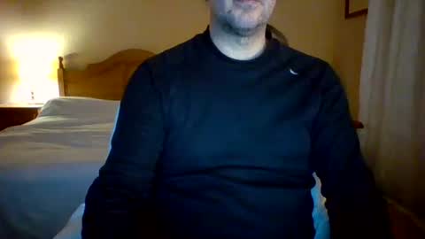 Snapshot of maxim_moment chatting on May 2026 10:28:01 PM Maxim online show from May 2026 10:28:01 PM