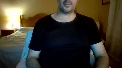 Snapshot of maxim_moment chatting on June 2026 11:18:02 PM Maxim online show from June 2026 11:18:02 PM