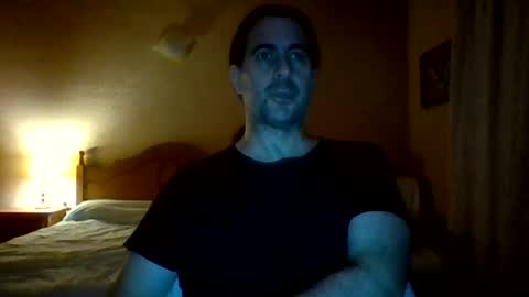Snapshot of maxim_moment chatting on June 2026 11:18:01 PM Maxim online show from June 2026 11:18:01 PM