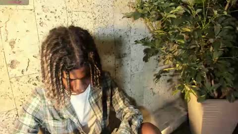 maxim online show from March 2025 03:17:01 AM