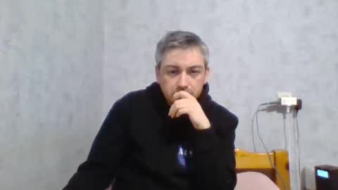 Snapshot of maximefrxx chatting on January 2025 09:01:02 PM Maxime online show from January 2025 09:01:02 PM