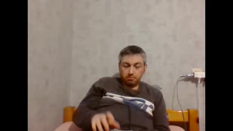 Snapshot of maximefrxx chatting on January 2025 01:13:01 AM Maxime online show from January 2025 01:13:01 AM