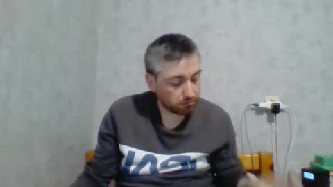 Snapshot of maximefrxx chatting on February 2025 05:07:01 PM Maxime online show from February 2025 05:07:01 PM