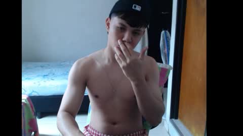 maximiliano_0423 online show from February 2026 03:32:01 PM