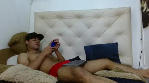 Snapshot of maximiliano_herrera chatting on December 2024 09:12:02 PM Maximiliano Herrera online show from December 2024 09:12:02 PM