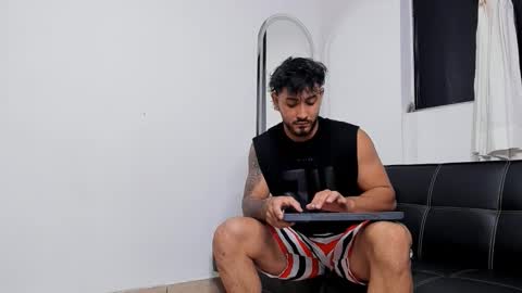 Maximo online show from November 2025 03:07:01 AM