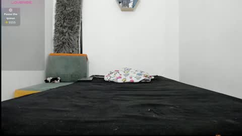 Snapshot of maximo__77 chatting on October 2025 11:33:01 PM maximo__77 online show from October 2025 11:33:01 PM