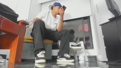 Snapshot of maximo__77 chatting on October 2025 03:39:02 AM maximo__77 online show from October 2025 03:39:02 AM