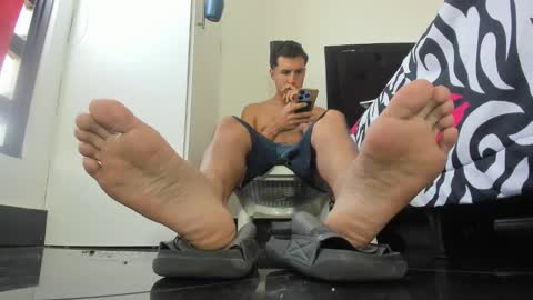 Snapshot of maximo__77 chatting on November 2025 02:28:01 PM maximo__77 online show from November 2025 02:28:01 PM