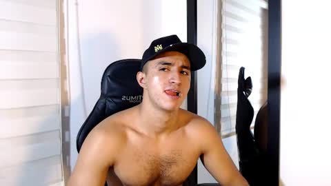 Snapshot of maximo_sebastian chatting on June 2026 08:57:02 PM Maximo Sebastian online show from June 2026 08:57:02 PM