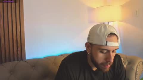 Maximo Wolf online show from February 2026 07:55:02 PM