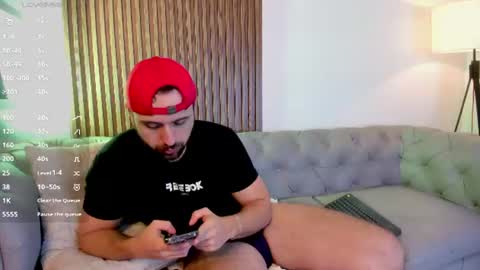 Snapshot of maximo_wolf1 chatting on June 2026 11:30:02 AM Maximo Wolf online show from June 2026 11:30:02 AM
