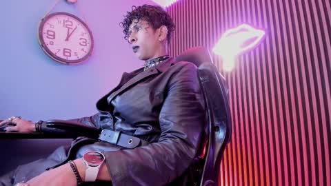 Snapshot of maximoking26 chatting on February 2026 04:19:01 AM MAXIMO online show from February 2026 04:19:01 AM